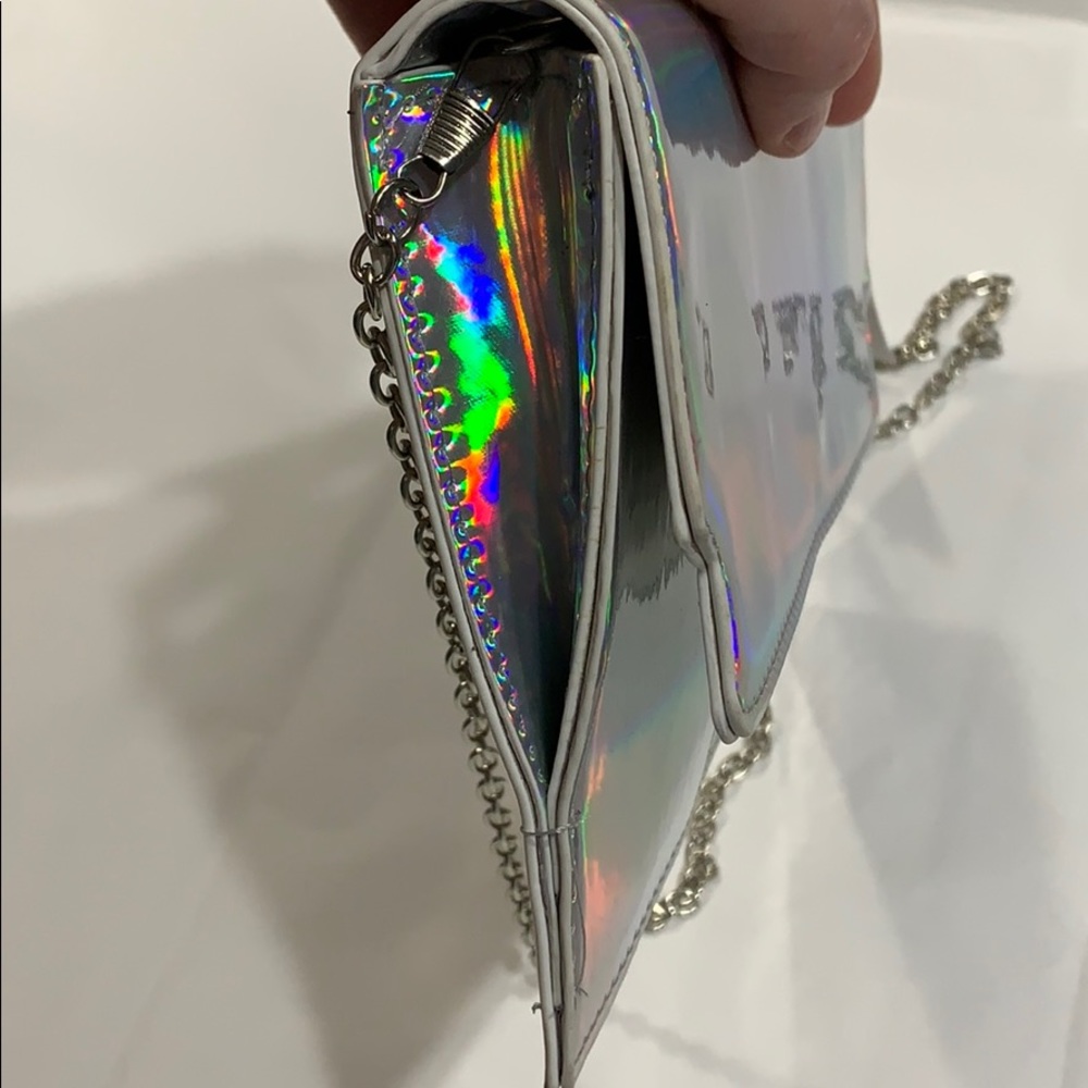 HOLOGRAPHIC CLUTCH OR CROSSBODY BAG! - Picture 8 of 8